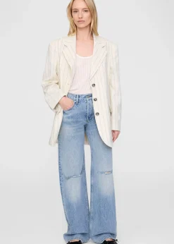 Sara Blazer