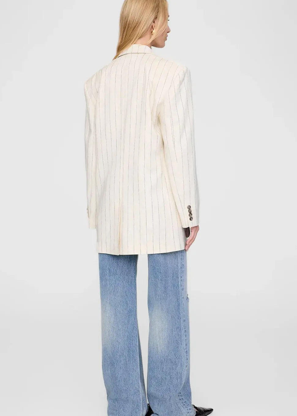 Sara Blazer
