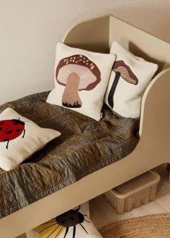 Sill Junior Bed