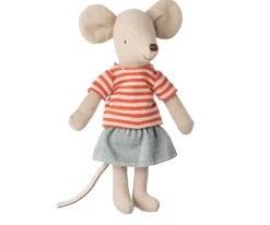 Sister Mouse, Big Sister