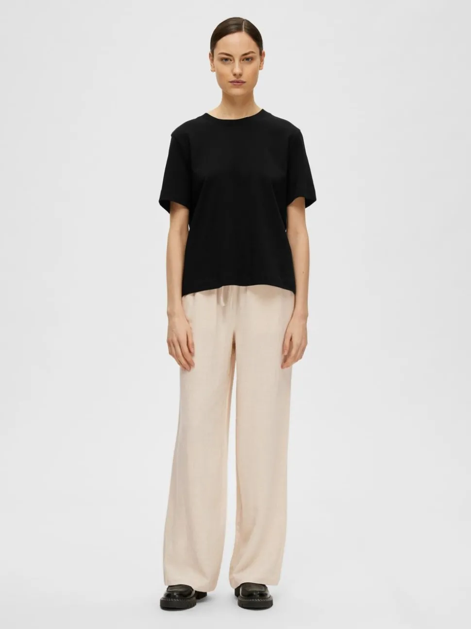 SLFEssential SS Boxy Tee NOOS