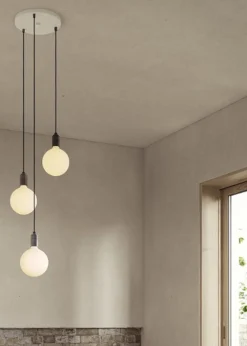 Triple Pendant - White/Black - Sphere IV