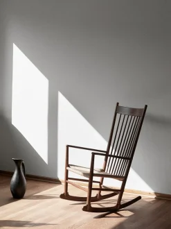 Wegner J16 Rocking Chair 16000 by Hans J. Wegner