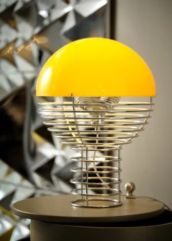 Wire Table Lamp