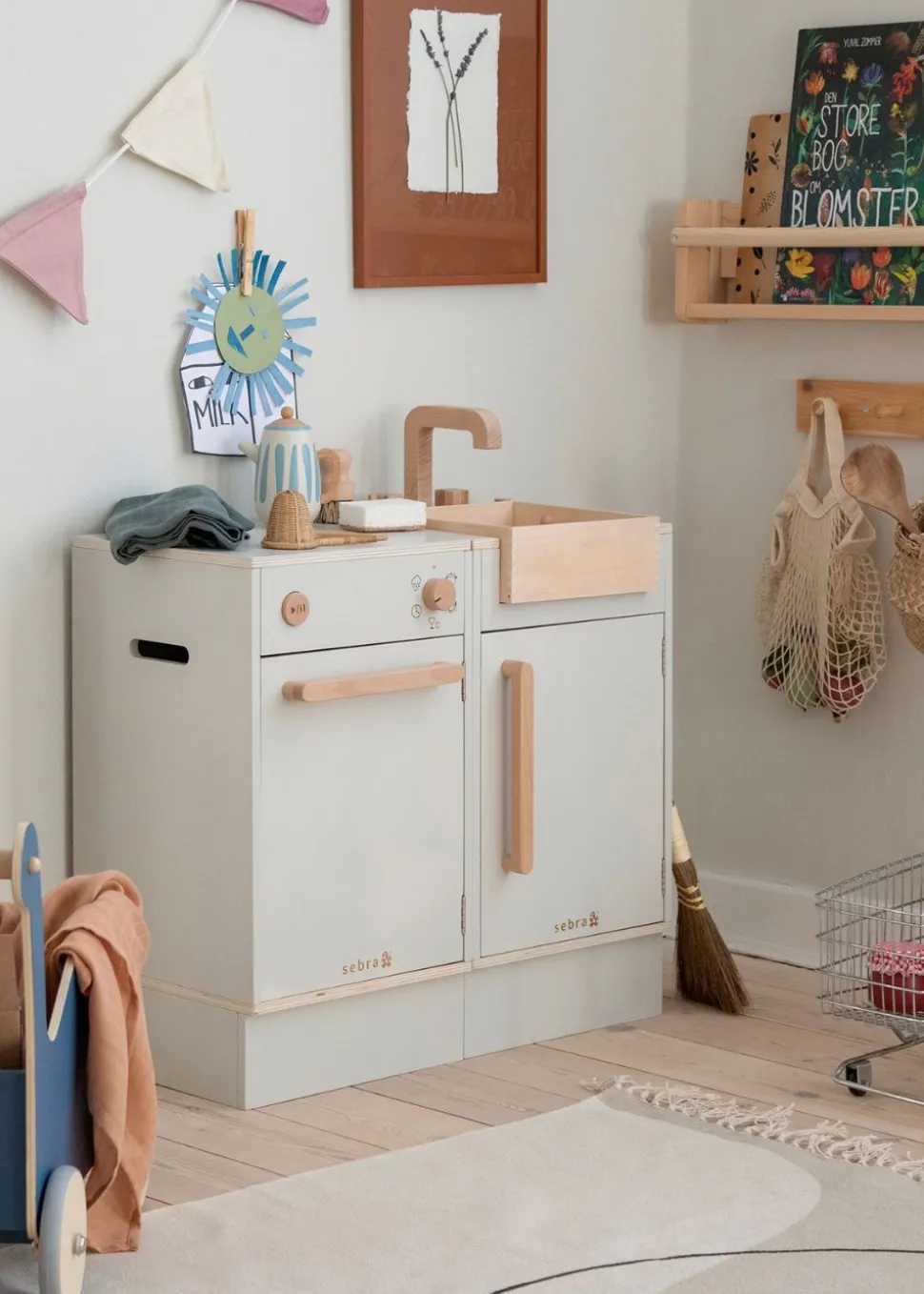 Wooden KIDchen Dishwasher