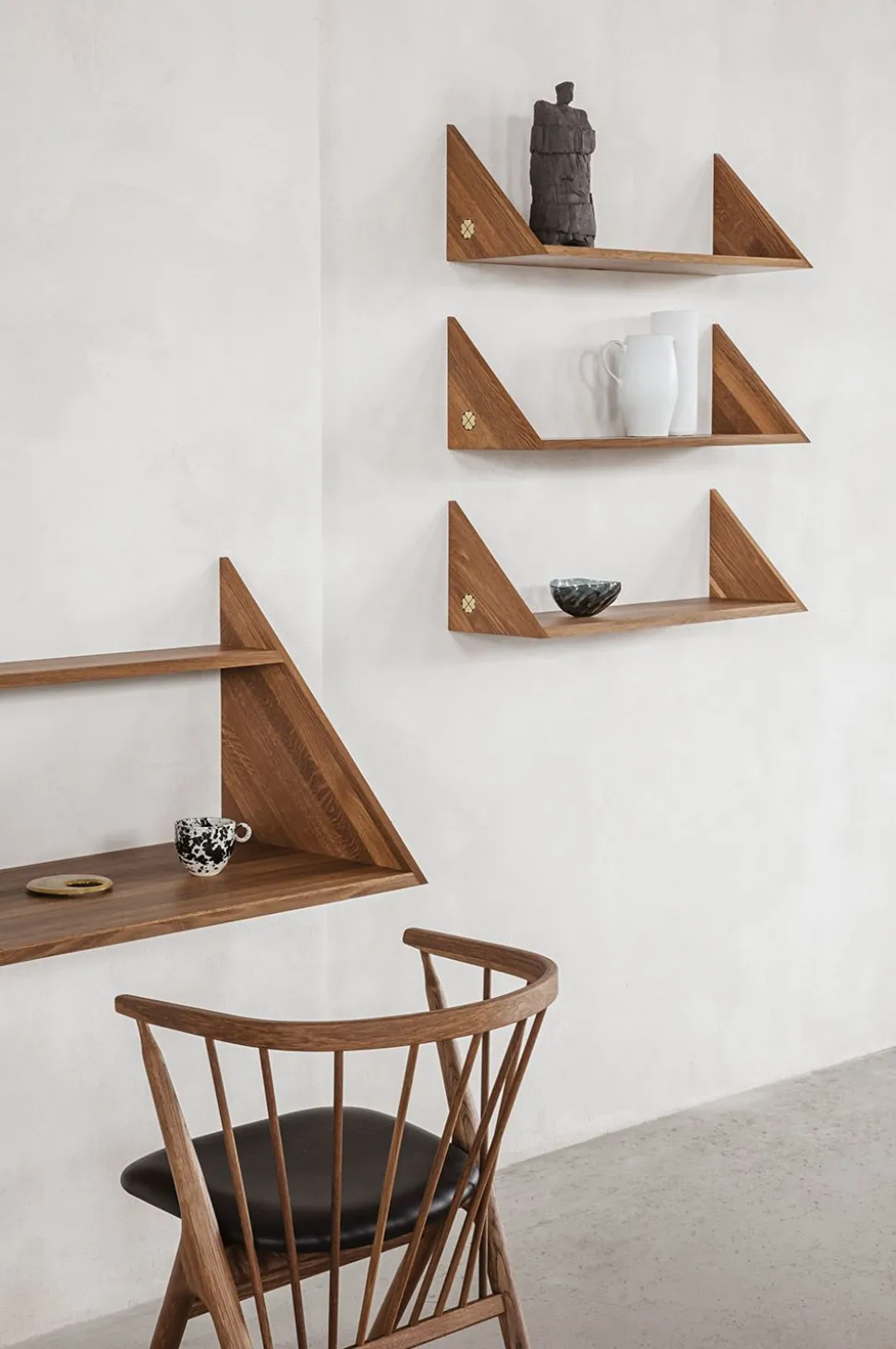 Xlibris Wall Desk